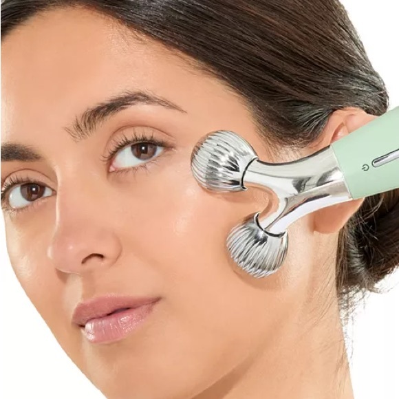 Mario Badescu Green and Silver 3-in-1 Facial Tool LED + EMS Eyes Face Neck NIB - Picture 6 of 8